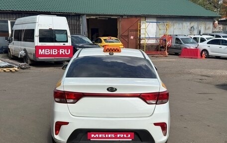 KIA Rio IV, 2018 год, 620 000 рублей, 5 фотография