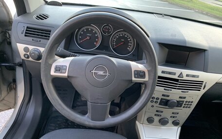 Opel Astra H, 2008 год, 650 000 рублей, 19 фотография