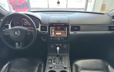 Volkswagen Touareg III, 2010 год, 1 849 900 рублей, 12 фотография