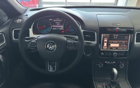 Volkswagen Touareg III, 2010 год, 1 849 900 рублей, 11 фотография