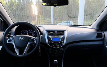 Hyundai Solaris II рестайлинг, 2012 год, 699 000 рублей, 10 фотография