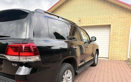 Toyota Land Cruiser 200, 2018 год, 8 550 000 рублей, 3 фотография