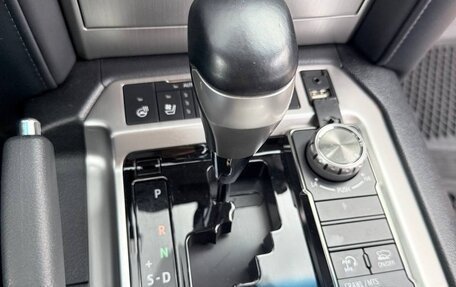 Toyota Land Cruiser 200, 2018 год, 8 550 000 рублей, 25 фотография
