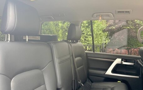 Toyota Land Cruiser 200, 2018 год, 8 550 000 рублей, 29 фотография