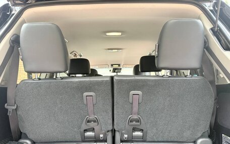 Toyota Land Cruiser 200, 2018 год, 8 550 000 рублей, 20 фотография