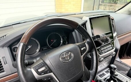 Toyota Land Cruiser 200, 2018 год, 8 550 000 рублей, 24 фотография