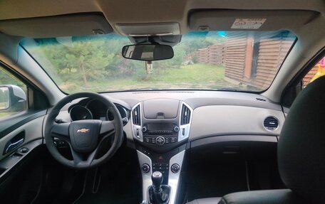 Chevrolet Cruze II, 2014 год, 655 000 рублей, 11 фотография