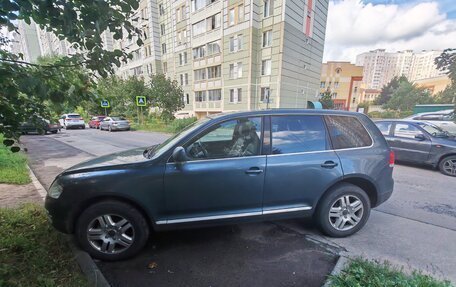 Volkswagen Touareg III, 2005 год, 950 000 рублей, 3 фотография