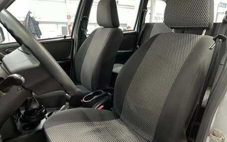 Chevrolet Niva I рестайлинг, 2017 год, 769 000 рублей, 16 фотография