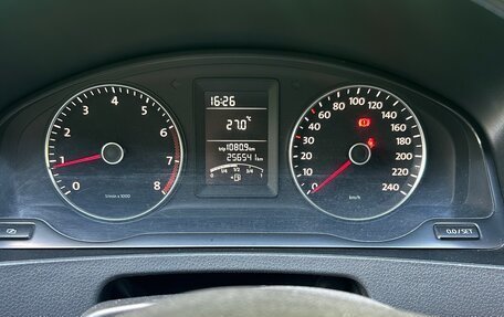 Volkswagen Transporter T5 рестайлинг, 2011 год, 1 700 000 рублей, 5 фотография