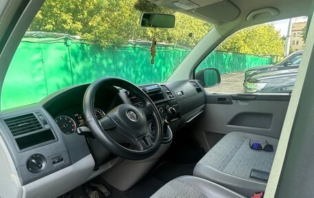 Volkswagen Transporter T5 рестайлинг, 2011 год, 1 700 000 рублей, 6 фотография