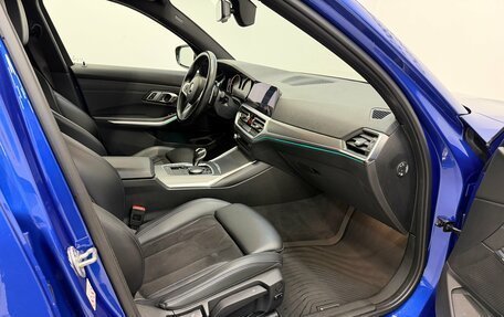 BMW 3 серия, 2019 год, 3 890 000 рублей, 13 фотография