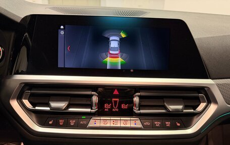 BMW 3 серия, 2019 год, 3 890 000 рублей, 17 фотография
