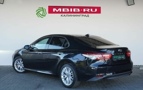 Toyota Camry, 2019 год, 2 990 000 рублей, 3 фотография