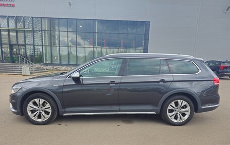 Volkswagen Passat B8 рестайлинг, 2019 год, 2 850 000 рублей, 1 фотография