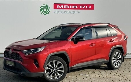 Toyota RAV4, 2021 год, 3 250 000 рублей, 1 фотография