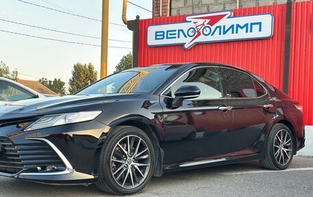 Toyota Camry, 2020 год, 2 380 000 рублей, 4 фотография