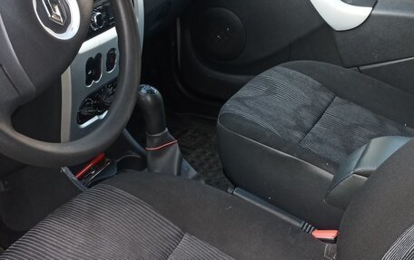 Renault Logan I, 2014 год, 450 000 рублей, 7 фотография