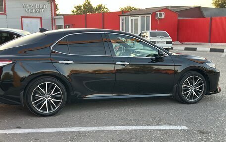 Toyota Camry, 2020 год, 2 380 000 рублей, 11 фотография