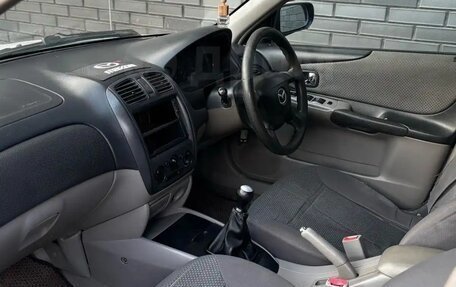 Mazda Familia, 2001 год, 200 000 рублей, 5 фотография