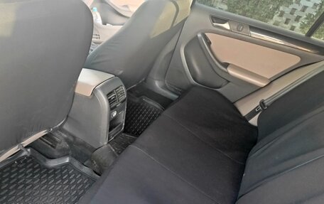 Volkswagen Jetta VI, 2013 год, 1 100 000 рублей, 3 фотография