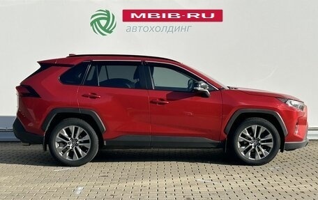 Toyota RAV4, 2021 год, 3 250 000 рублей, 4 фотография