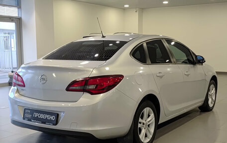 Opel Astra J, 2013 год, 680 000 рублей, 9 фотография