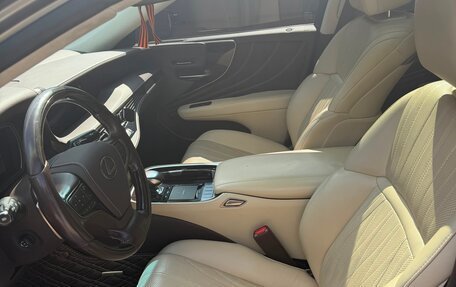Lexus LS IV, 2018 год, 6 600 000 рублей, 15 фотография