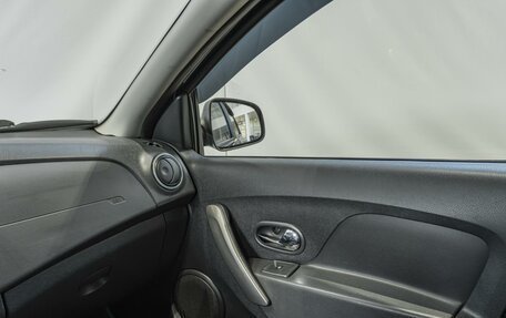 Renault Logan II, 2014 год, 690 000 рублей, 24 фотография