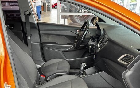 Hyundai Solaris II рестайлинг, 2017 год, 867 000 рублей, 12 фотография