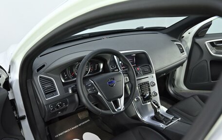Volvo XC60 II, 2017 год, 2 065 000 рублей, 5 фотография
