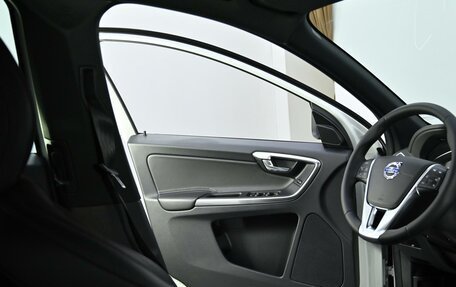 Volvo XC60 II, 2017 год, 2 065 000 рублей, 11 фотография