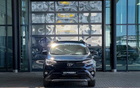 Toyota RAV4, 2018 год, 2 390 000 рублей, 5 фотография