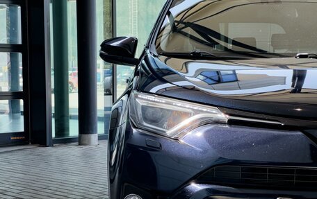 Toyota RAV4, 2018 год, 2 390 000 рублей, 3 фотография