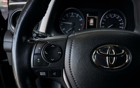 Toyota RAV4, 2018 год, 2 390 000 рублей, 34 фотография