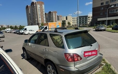 Lexus RX IV рестайлинг, 1999 год, 550 000 рублей, 3 фотография