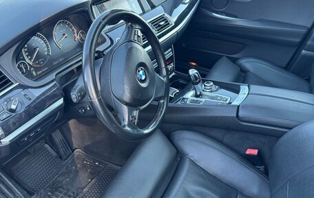BMW 5 серия, 2010 год, 1 950 000 рублей, 10 фотография