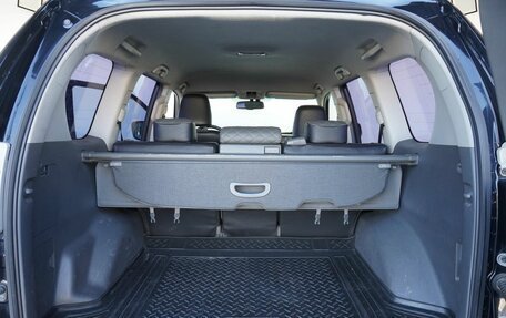 Toyota Land Cruiser Prado 150 рестайлинг 2, 2010 год, 2 390 000 рублей, 20 фотография