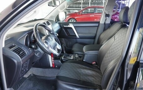 Toyota Land Cruiser Prado 150 рестайлинг 2, 2010 год, 2 390 000 рублей, 17 фотография