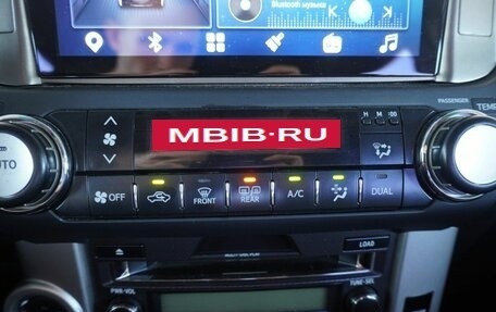 Toyota Land Cruiser Prado 150 рестайлинг 2, 2010 год, 2 390 000 рублей, 14 фотография