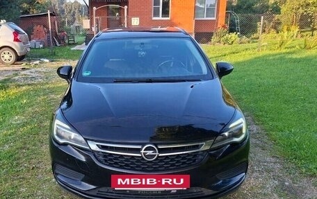 Opel Astra K, 2019 год, 1 090 000 рублей, 2 фотография