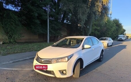 Toyota Corolla, 2013 год, 1 300 000 рублей, 5 фотография