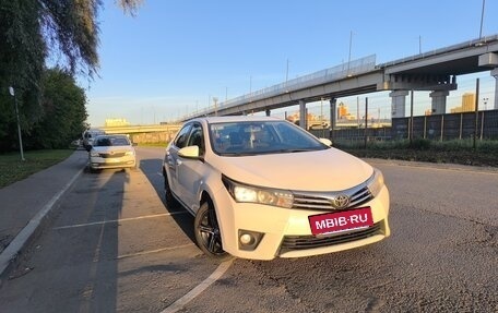 Toyota Corolla, 2013 год, 1 300 000 рублей, 6 фотография
