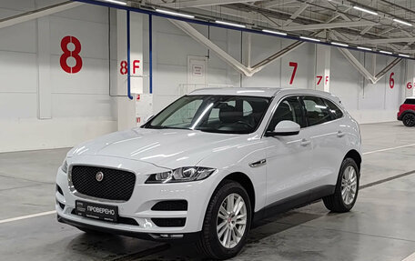 Jaguar F-Pace, 2017 год, 2 650 000 рублей, 5 фотография