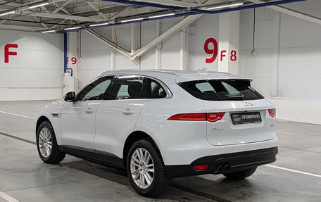 Jaguar F-Pace, 2017 год, 2 650 000 рублей, 11 фотография