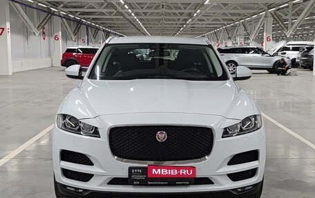 Jaguar F-Pace, 2017 год, 2 650 000 рублей, 6 фотография