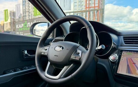 KIA Rio III рестайлинг, 2013 год, 1 049 000 рублей, 20 фотография