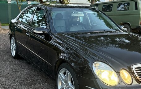 Mercedes-Benz E-Класс, 2004 год, 1 090 000 рублей, 4 фотография