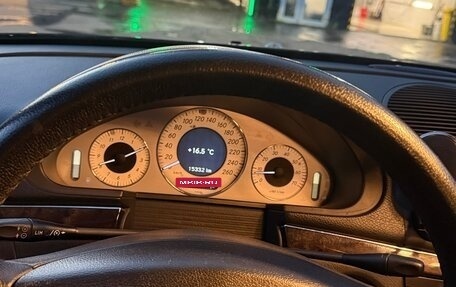 Mercedes-Benz E-Класс, 2004 год, 1 090 000 рублей, 12 фотография