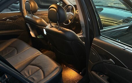 Mercedes-Benz E-Класс, 2004 год, 1 090 000 рублей, 18 фотография